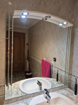 Lavabo con mueble y espejo Regalo bidet