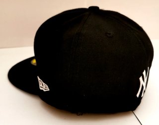 Gorra New Era Yankees con Flores Azules