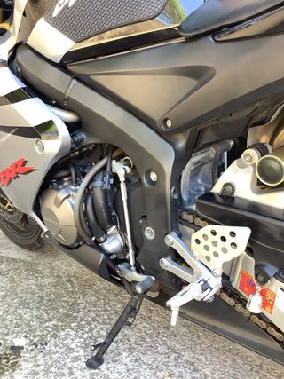 Honda CBR 600 RR Negra