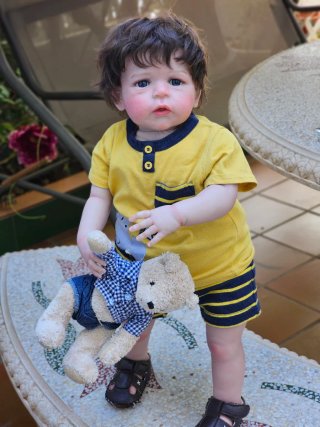 Reborn Niño 60cm con pequitas
