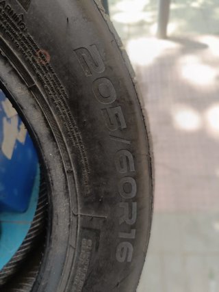 Neumático Powertrac Adamas H/P 205/60R16 96H, UNO