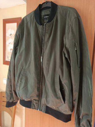 Cazadora bomber LFTMAN verde militar Talla L