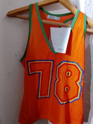 Camiseta sin mangas naranja talla S por 4.5e