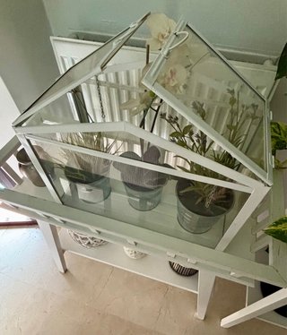 Invernadero IKEA/ 2 muebles a juego