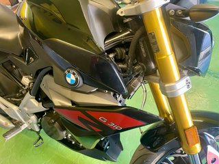 BMW G310R 2018 Naked Negra/Roja