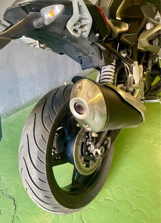 BMW G310R 2018 Naked Negra/Roja