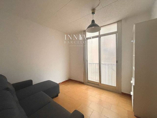 Piso en venta en El Raval en Barcelona