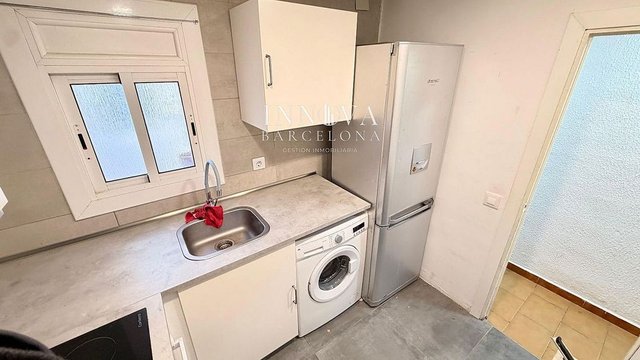 Piso en venta en El Raval en Barcelona - Imagen 3