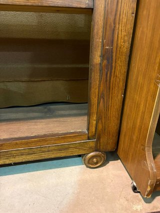 ESTANTERÍA DE MADERA