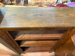 ESTANTERÍA DE MADERA