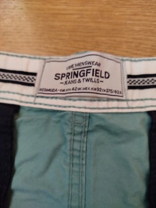 Bermudas Springfield verdes. Talla 42