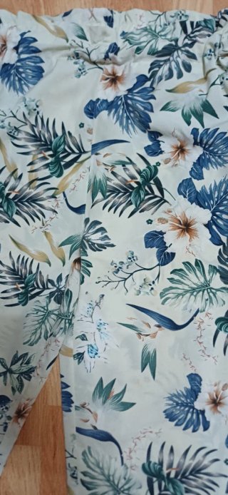 Pantalón estampado floral