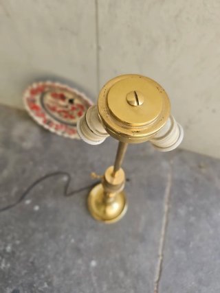 Lampada vintage a forma di chiave