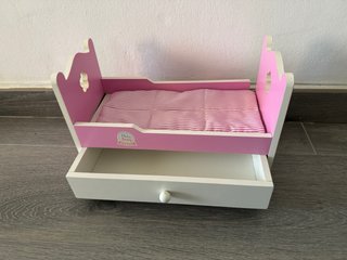 Mini cuna para muñecos rosa