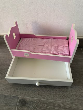 Mini cuna para muñecos rosa