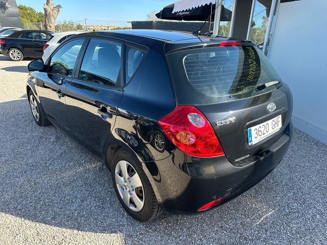 KIA Ceed 2008