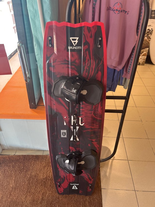 Tabla Brunotti Pro X 138