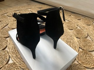 Sandalias de tacón Shein negras