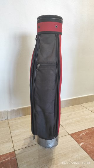 Bolsa de golf Boomerang roja y negra