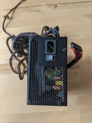 Fuente Alimentación Enermax MAXPRO 700W