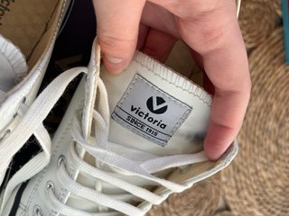 Zapatillas Victoria Blancas Talla 37