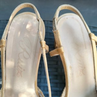 Zapatos abiertos dorados N°38