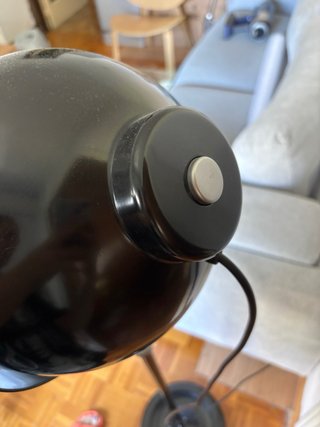Lámpara de pie SVARTNOVA Ikea Negra
