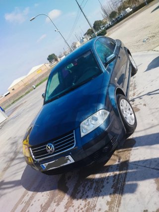 Volkswagen Passat 2003 .!! 305.000 km