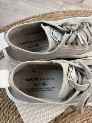 Zapatillas Victoria grises/beige