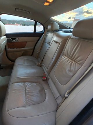 Jaguar XF 2009