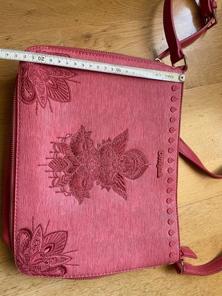 Bolso bandolera Desigual rosa