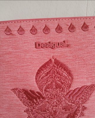 Bolso bandolera Desigual rosa