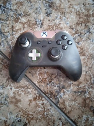 Mando Elite Xbox One Negro