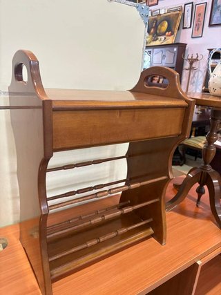 MUEBLE REVISTERO VINTAGE