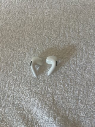 AirPods 4 - Estuche de carga blanco