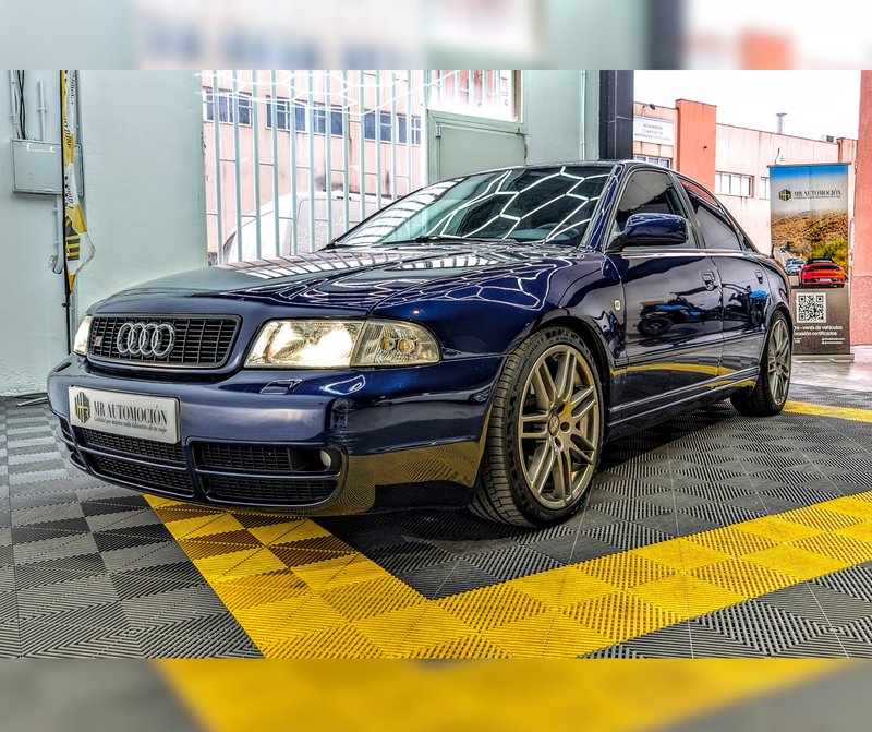 Audi S4 1999, foto 20