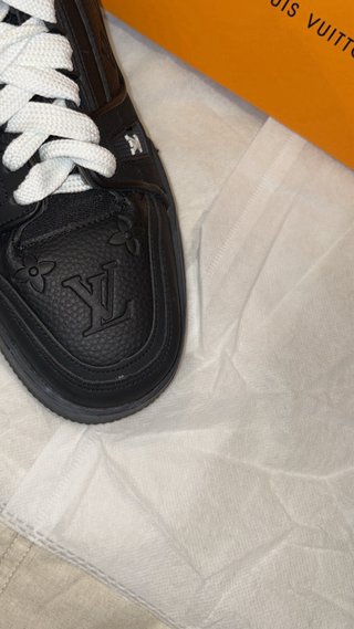 Louis Vuitton Trainer Negro