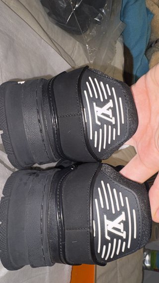 Louis Vuitton Trainer Negro