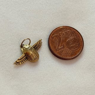 Dije Aristocrazy Escarabajo Egipcio Dorado