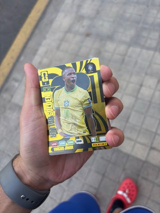 Cromo Vini Jr Balón de Oro Mundial Panini