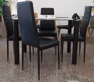 Mesa· comedor + (4) sillas, Negras, Cómoda. Oferta