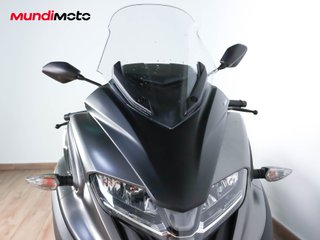 YAMAHA TRICITY 300