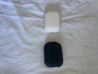 Airpods Apple Blancos + funda