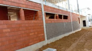 albañiles. colocación de toda la clase de ladrillo