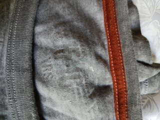 Camiseta manga larga gris con estampado