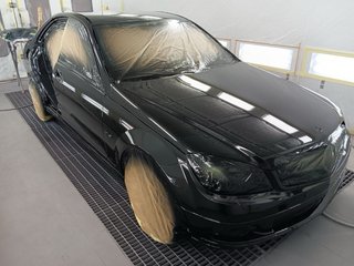 Fierros Automoción: Chapa y Pintura