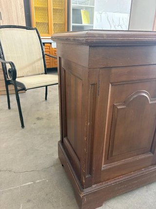 MUEBLE APARADOR CLÁSICO