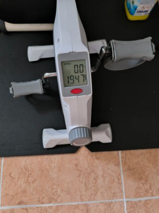 Pedales de ejercicio casi nuevos