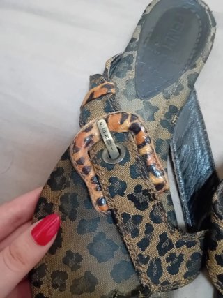 Infradito Fendi Animalier
