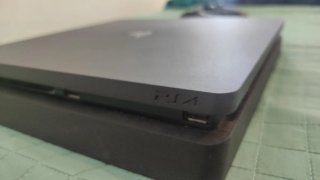 PS4 Slim 500GB + Controller Pulita e Pasta Termica